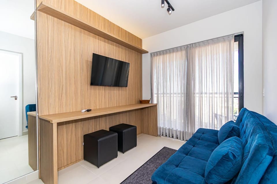Ap de 1q c/garagem Perto de Tudo - PLU1306 Apartment in Curitiba