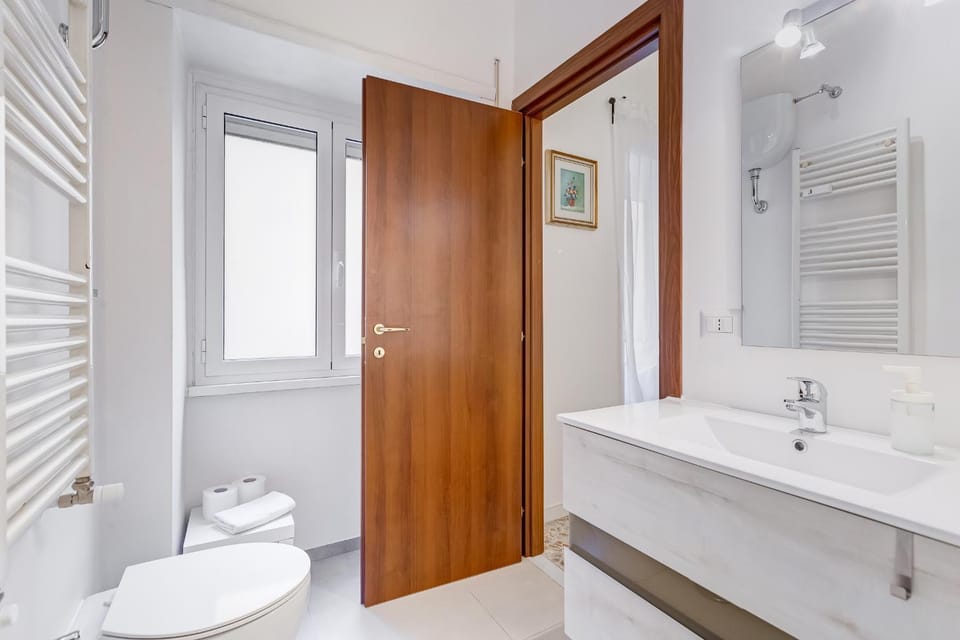 DAMA PROPERTY - Trastevere Homestay Apartment in Rome