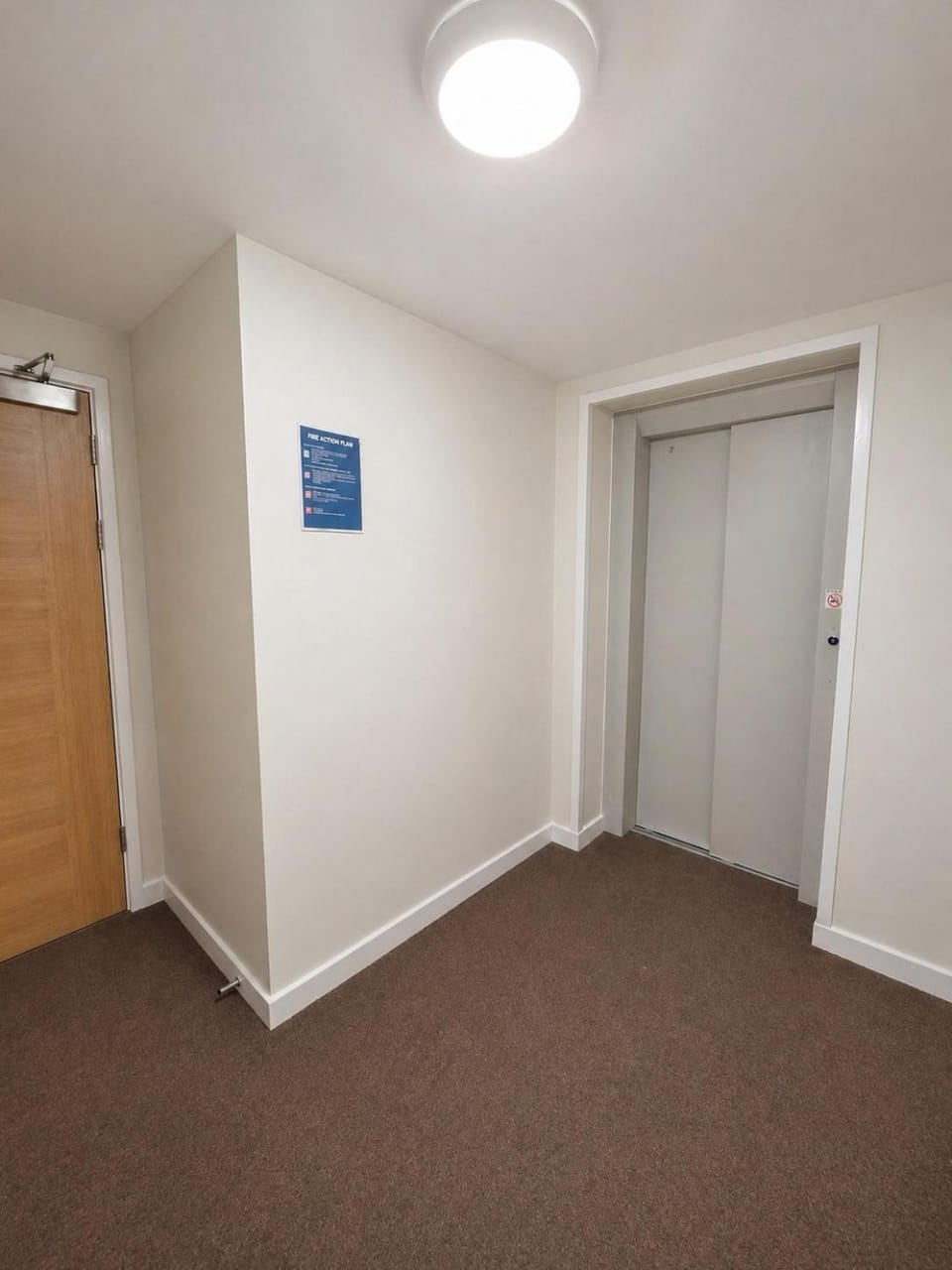 Area and facilities, Area and facilities, Facility for disabled guests, acessibility