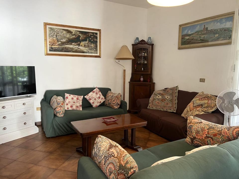 Casa Nina House in Marina di Massa