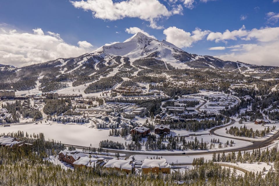 Day, Natural landscape, Bird's eye view, Winter, Skiing, Mountain view