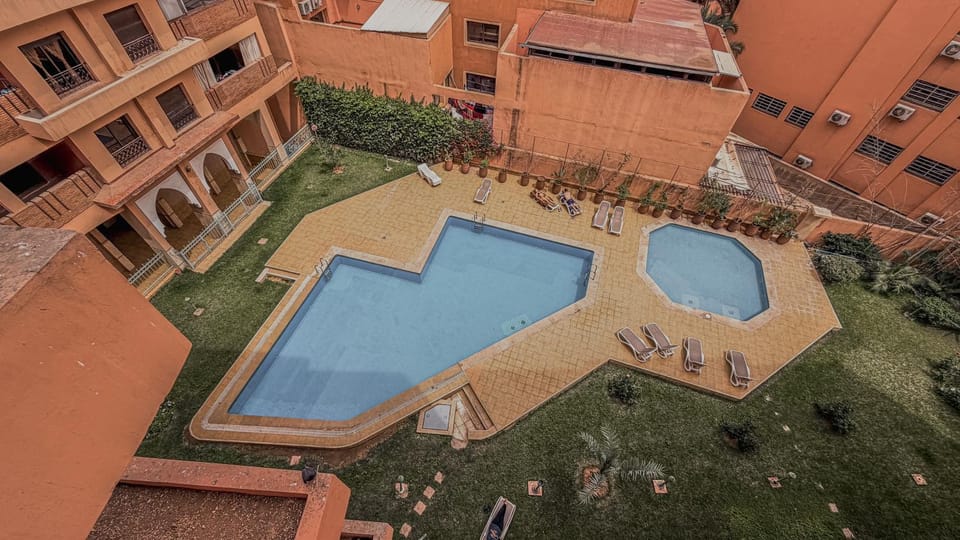 Garden, Swimming pool