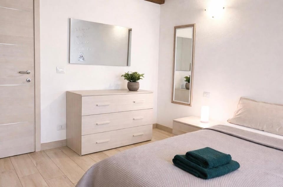 Luxury loft in the center of Savona 5 minutes from the sea Wi-Fi Apartment in Savona