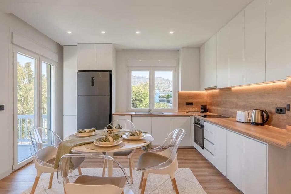 3 Bedroom Apartment in Glyfada Apartment in South Athens