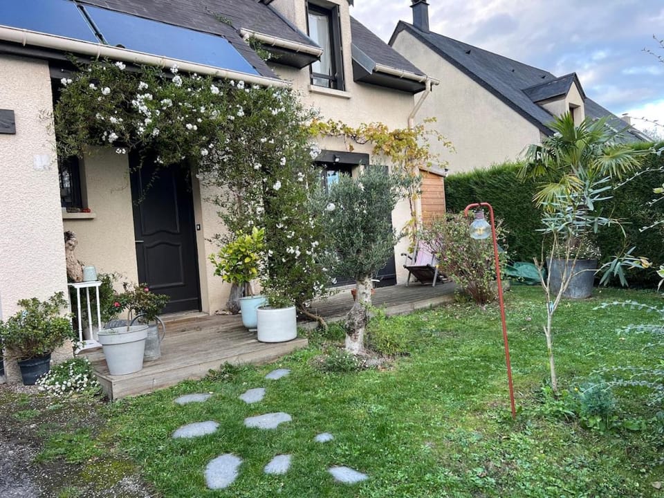 Petit cocon cosy proche Zénith, parking et jardin Apartment in Caen