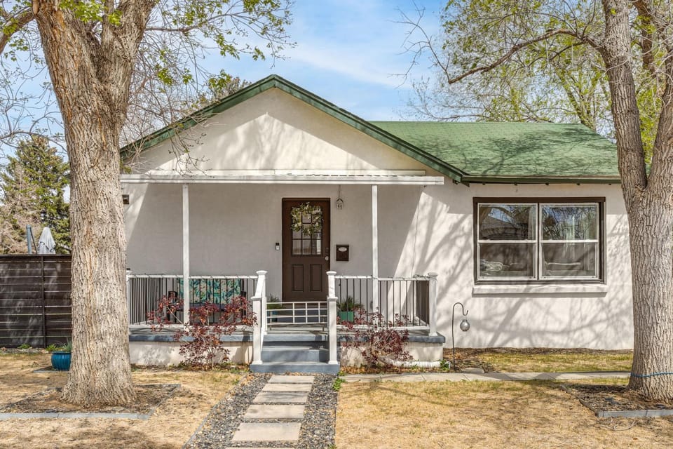 2 Mi to Cherry Creek Trail! Family Home w/ Patio House in Denver