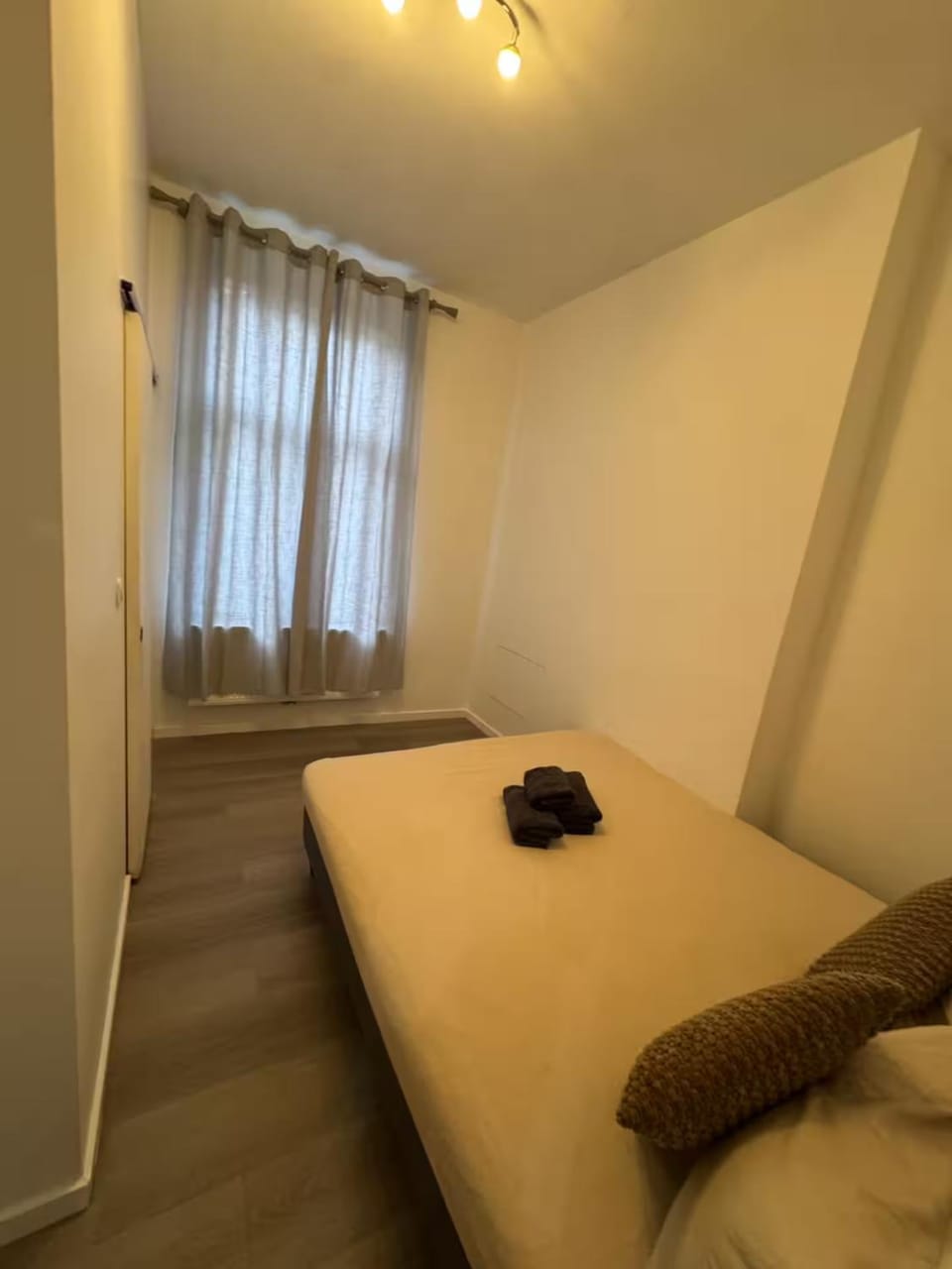 Stylish 1BR Apartment with Sofa Bed in the Heart of Liège Apartment in Liège