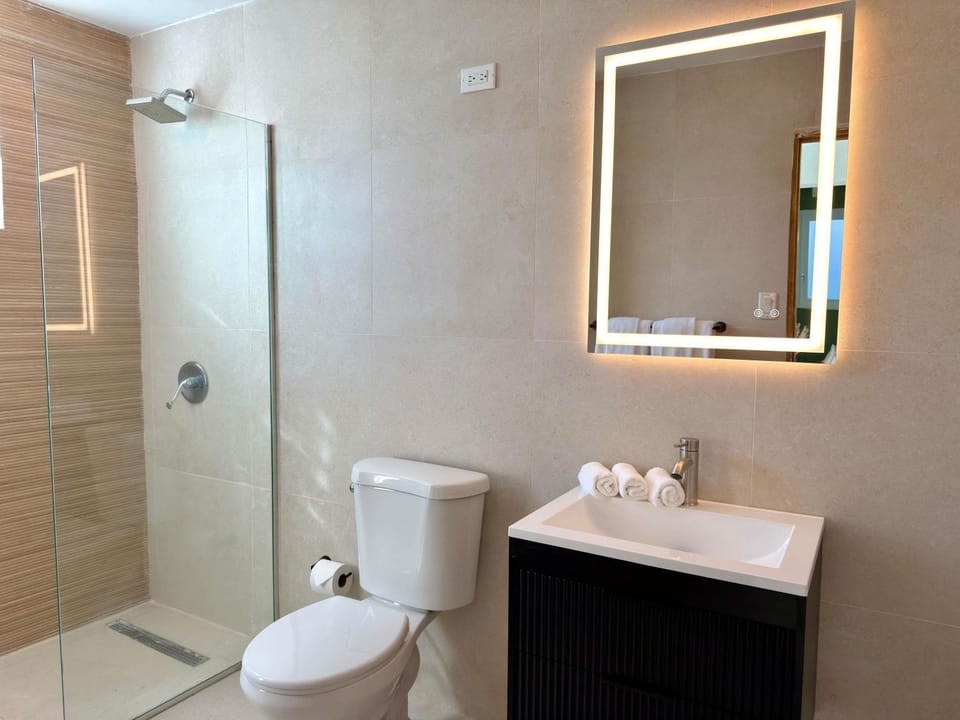 Shower, Toilet, Bathroom