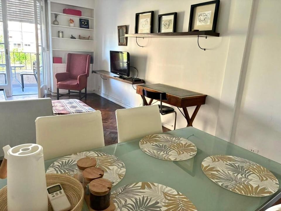 Comfortable and bright apartment near Cabildo with balcony Apartment in Buenos Aires