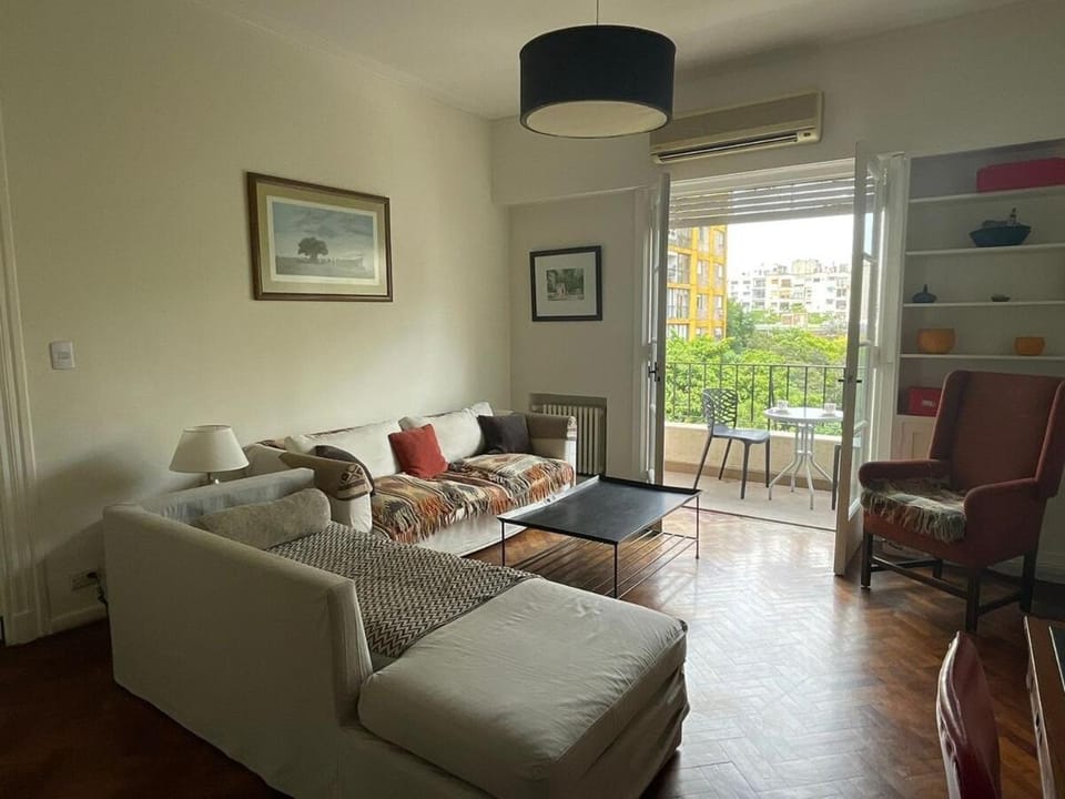 Comfortable and bright apartment near Cabildo with balcony Apartment in Buenos Aires