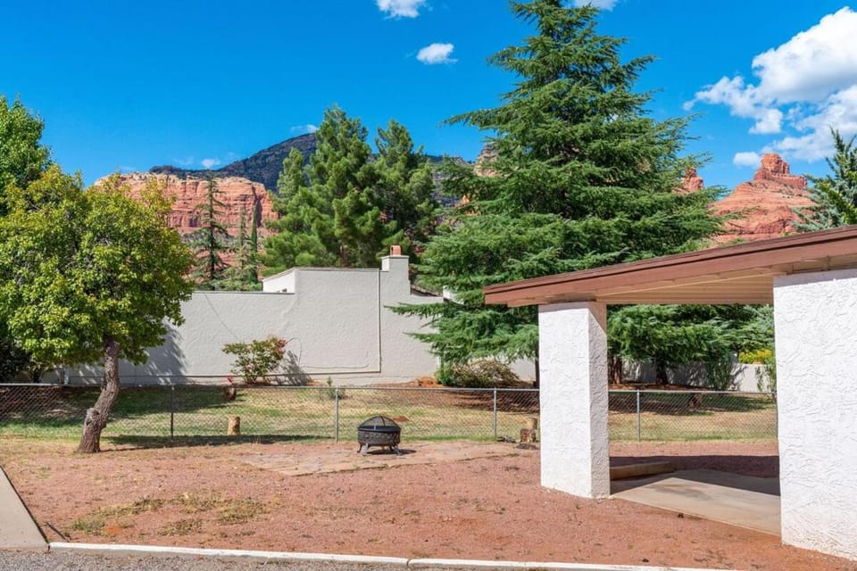 Sedona 7BR Entire Home Walk to Uptown Apartment in Sedona