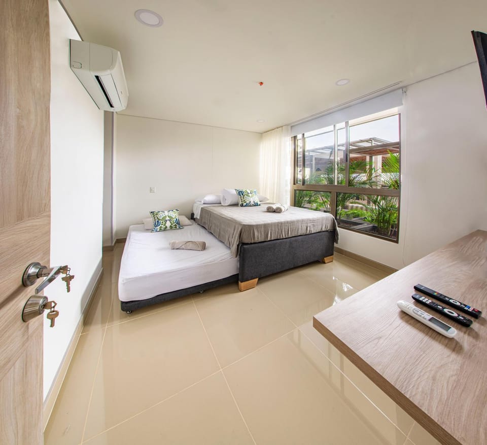 Bed, Photo of the whole room, Bedroom, air conditioner
