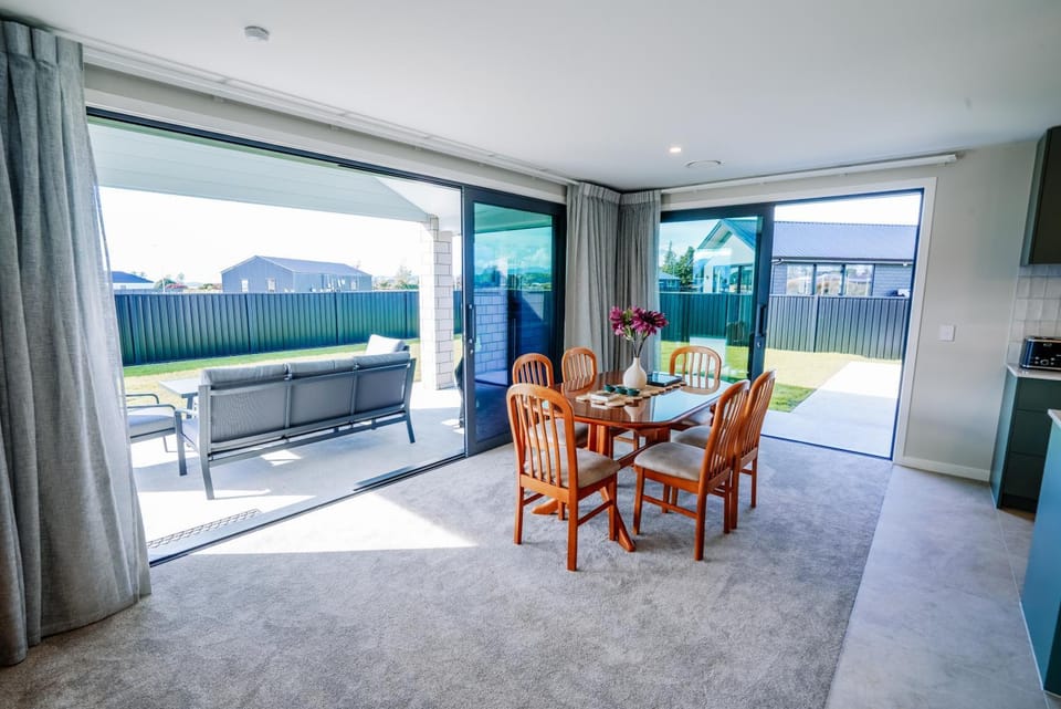Fiordland Gateway by Aotearoa Escapes House in Te Anau