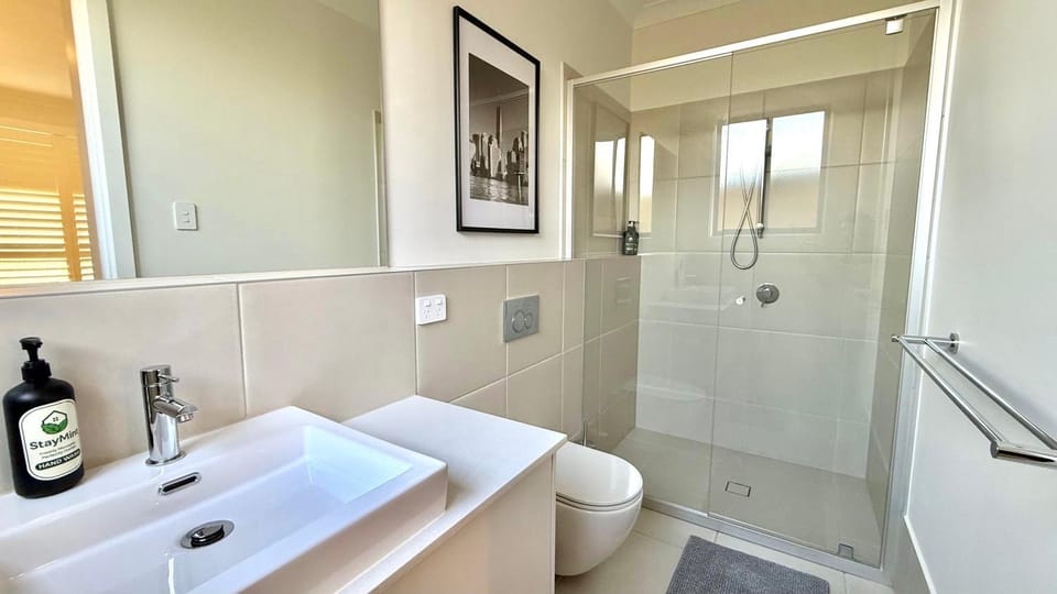 Binshaw Main House House in Sydney