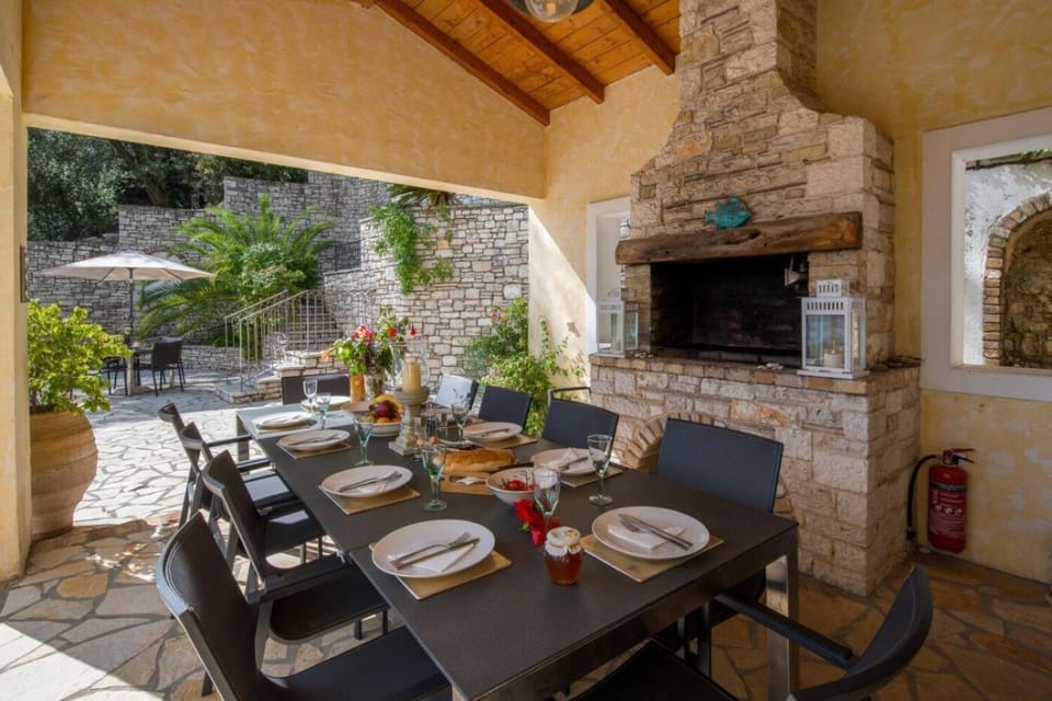 Villa in Kalami - 5 bedrooms Villa in Corfu, Greece