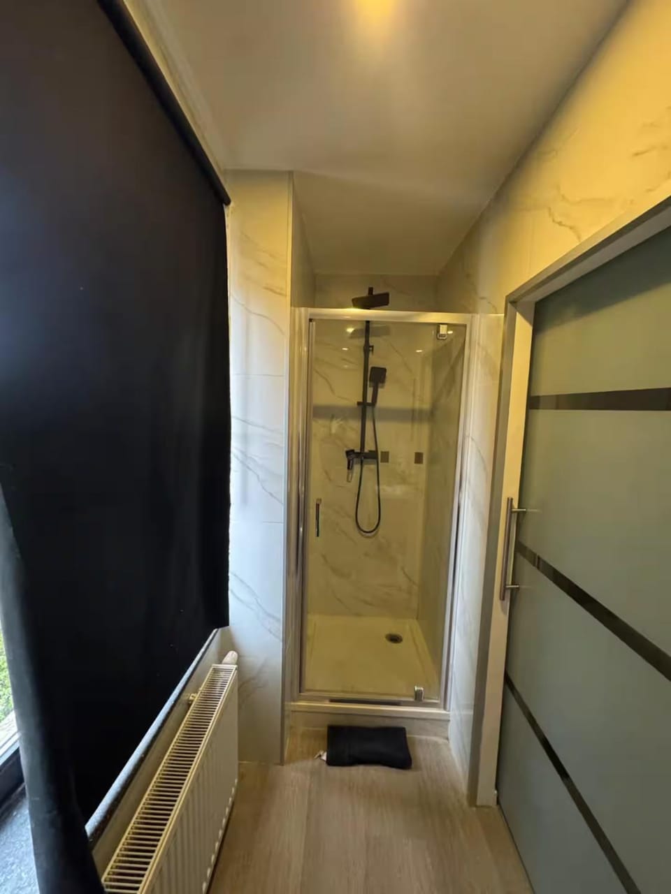 Chic Design and Modern Comfort - 1BR with Sofa Bed Apartment in Liège
