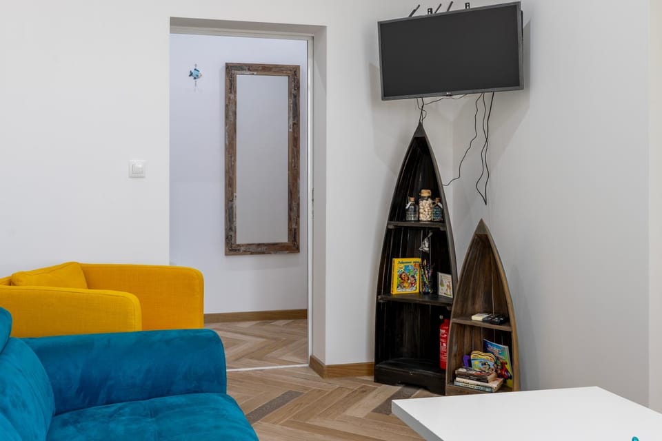 Sea Breeze - Top Location by Sea Garden Apartment in Burgas