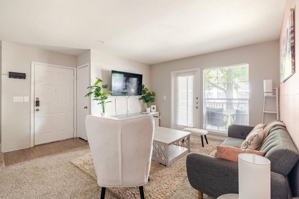 TV and multimedia, Balcony/Terrace, Living room