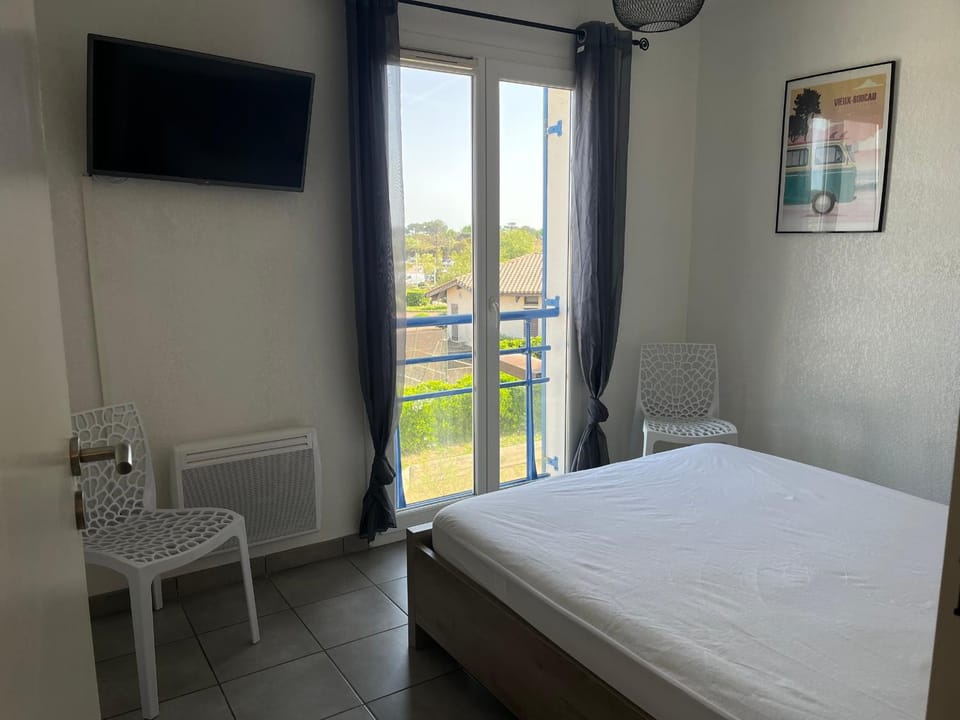 Appartement charmant avec balcon - 5 pers. - FR-1-239-1155 Apartment in Vieux-Boucau-les-Bains