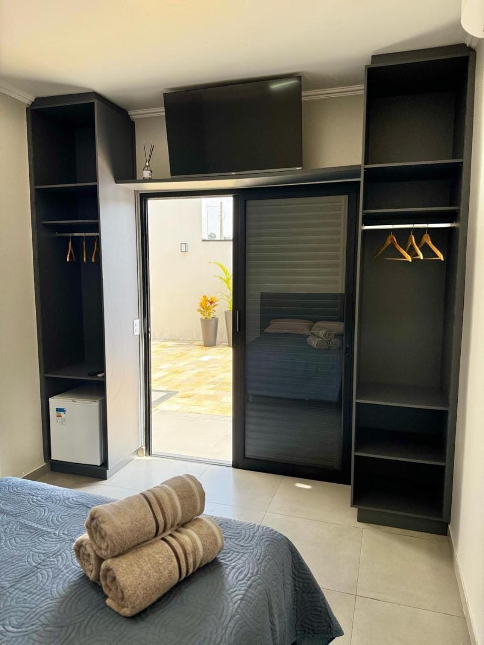 TV and multimedia, minibar, wardrobe