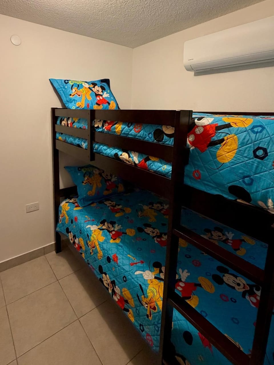 bunk bed