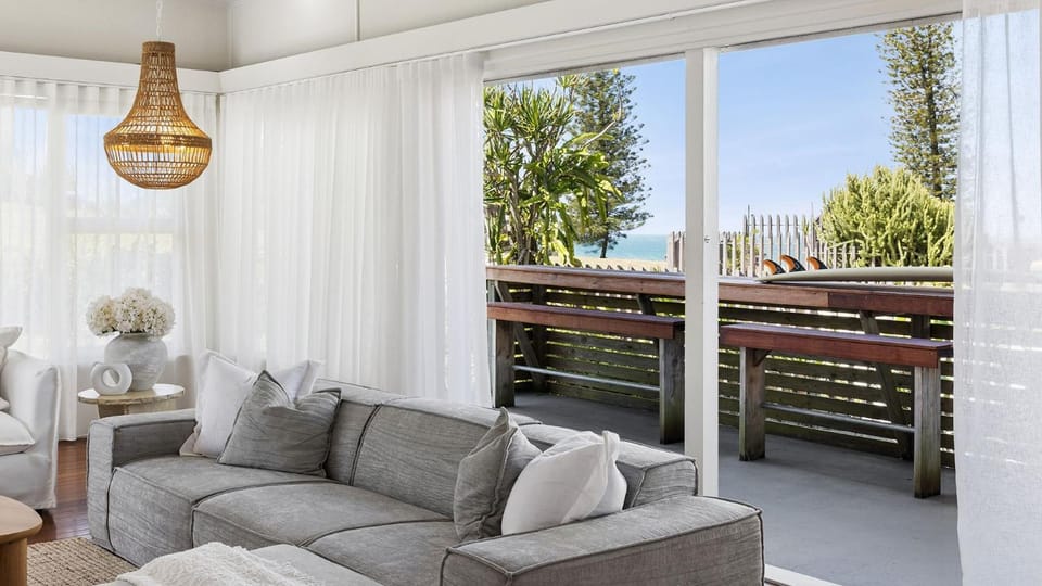 Day, Balcony/Terrace, Living room