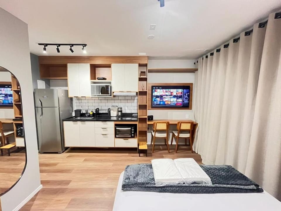 TV and multimedia, Photo of the whole room, Bedroom