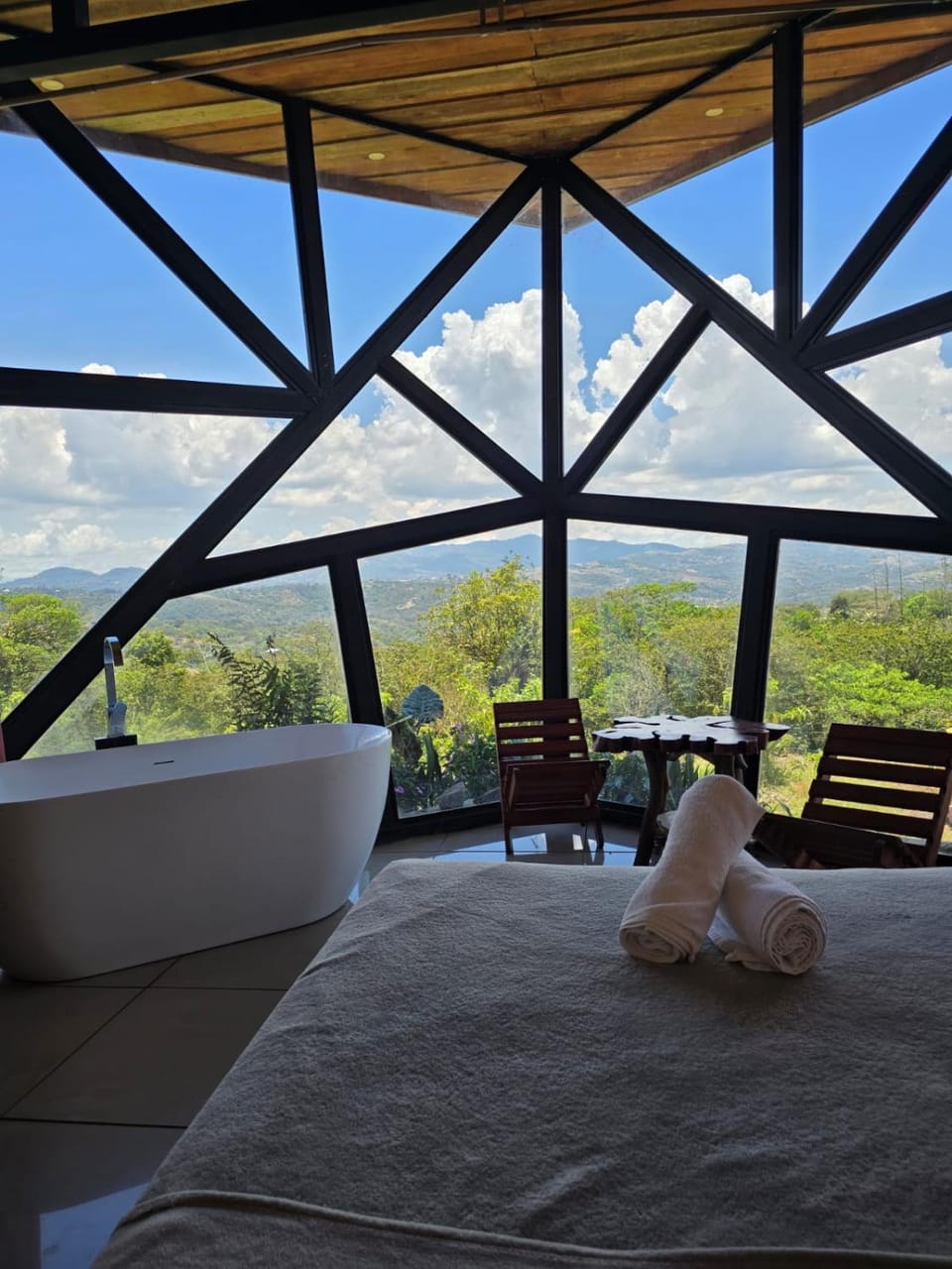 Jannah Cabaña romántica con jacuzzi Apartment in Alajuela Province