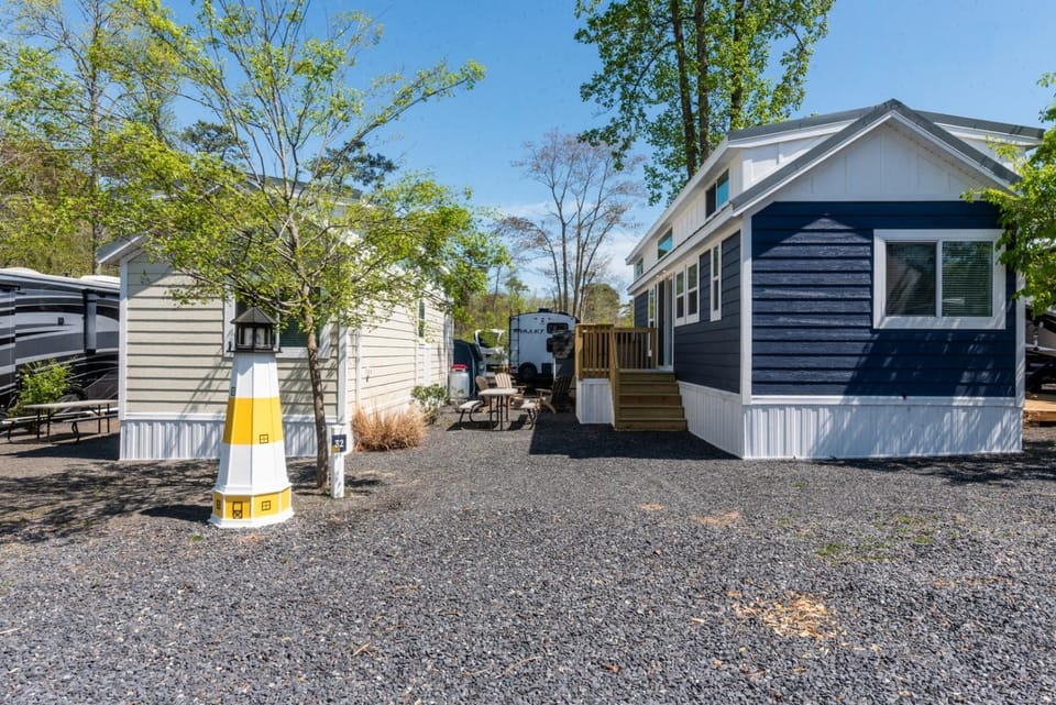 2 Homes • Pool + Amenities • Sleeps 16 Apartment in Middle Township