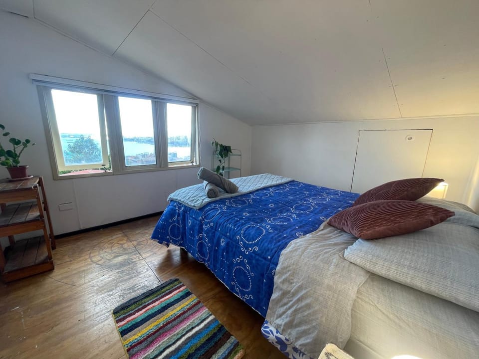 Day, Bedroom, City view, Mountain view, Sea view, hair dryier, towels