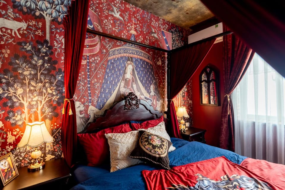 Bed, Photo of the whole room, Bedroom