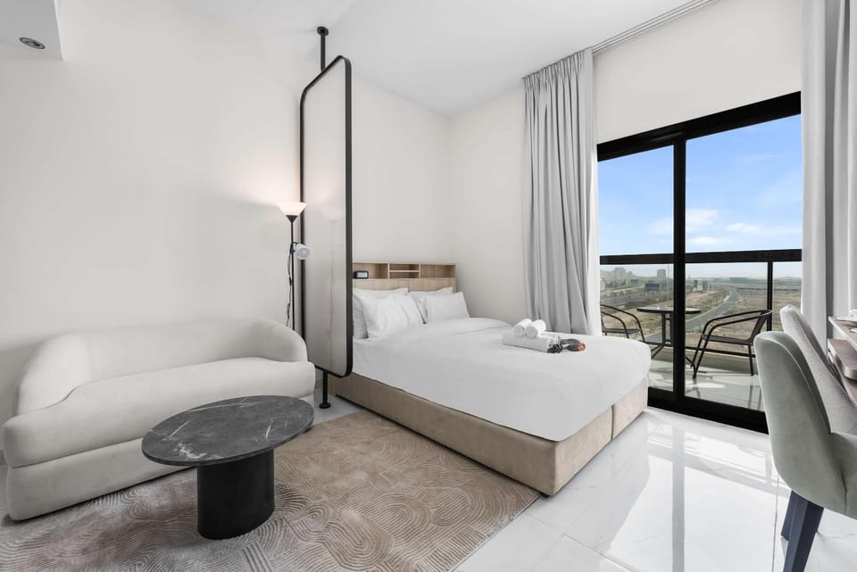 Free housekeeping visits during your stay - StayShort - Peaceful Studio in Jebel Ali that Sleeps 2 Apartment in Dubai