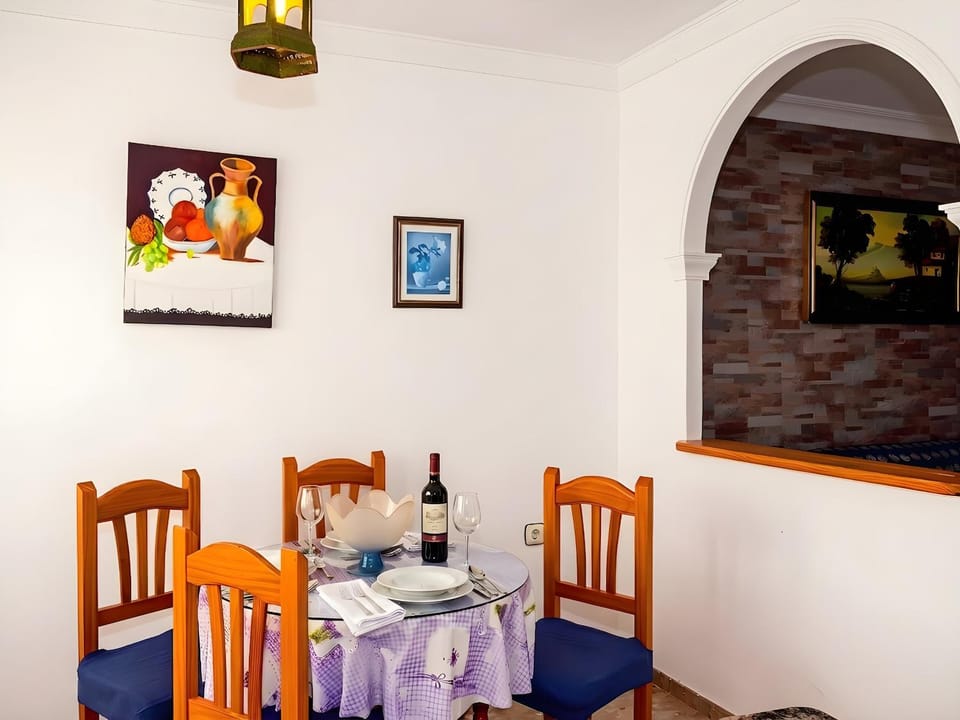 Apartamento cerca de la playa solo alquilamos familias y parejas Apartment in Conil de la Frontera