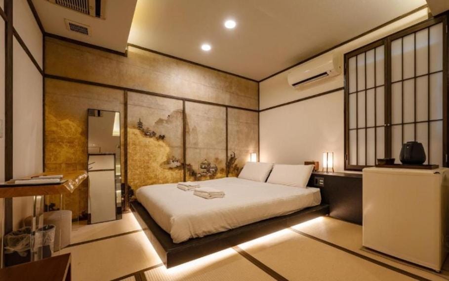 OYASUMI Art HOTEL Dotonbori 24-Hour Check-in Pressure-relief mattress Hotel in Osaka