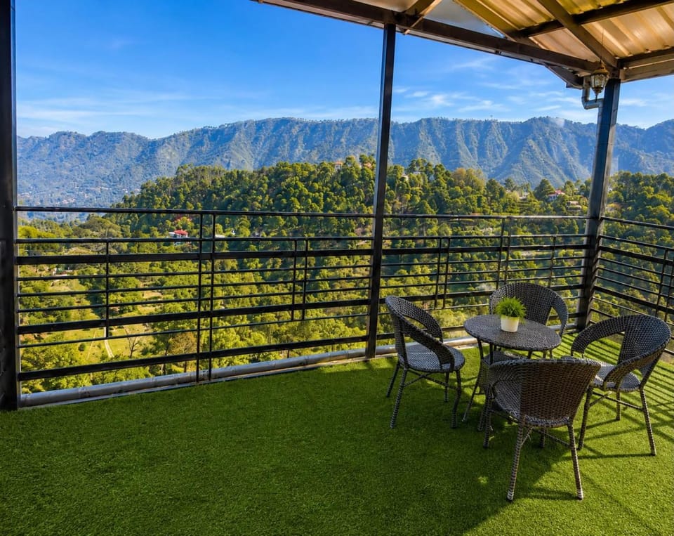 Day, Natural landscape, View (from property/room), Balcony/Terrace, Mountain view