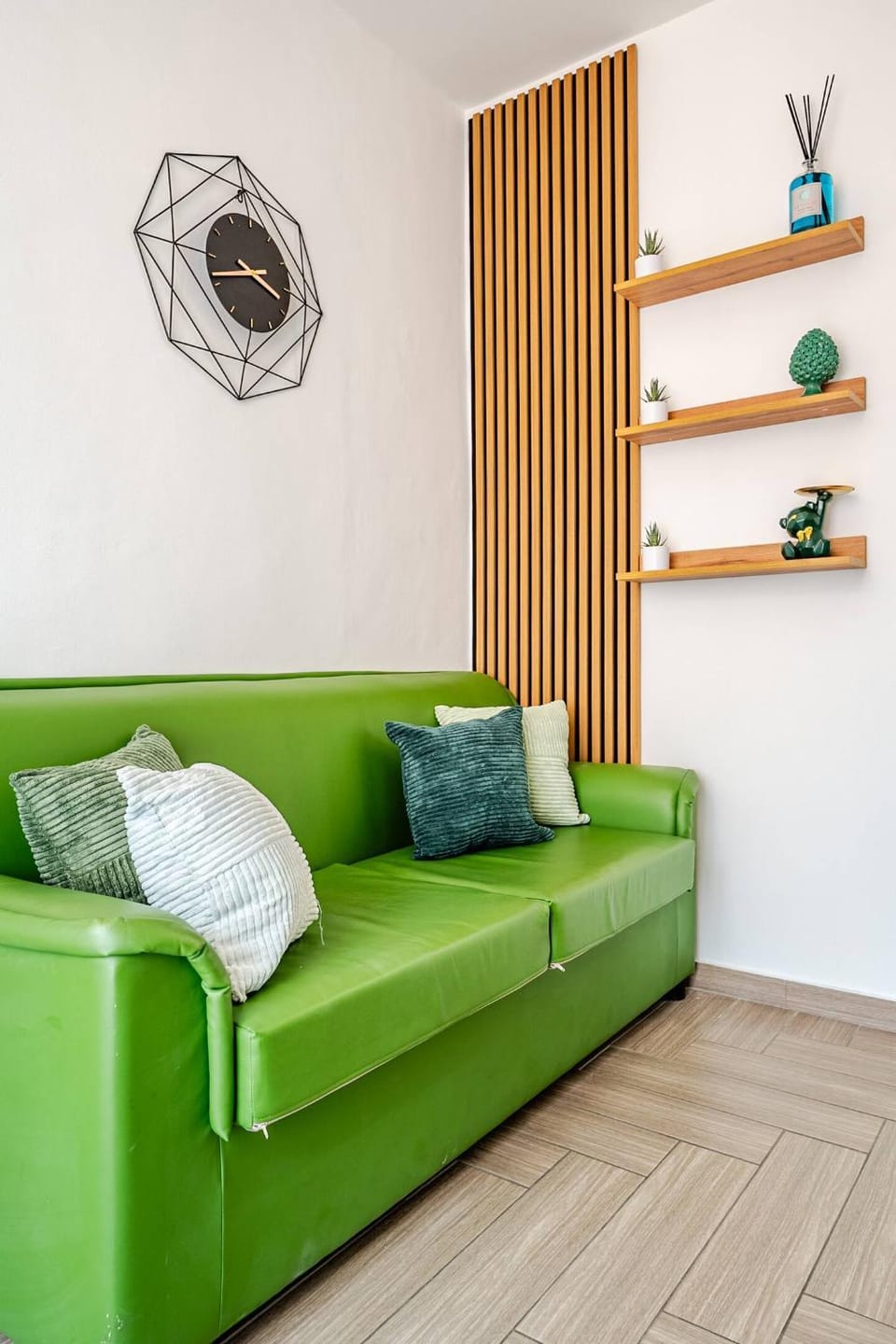 Living room, Decorative detail