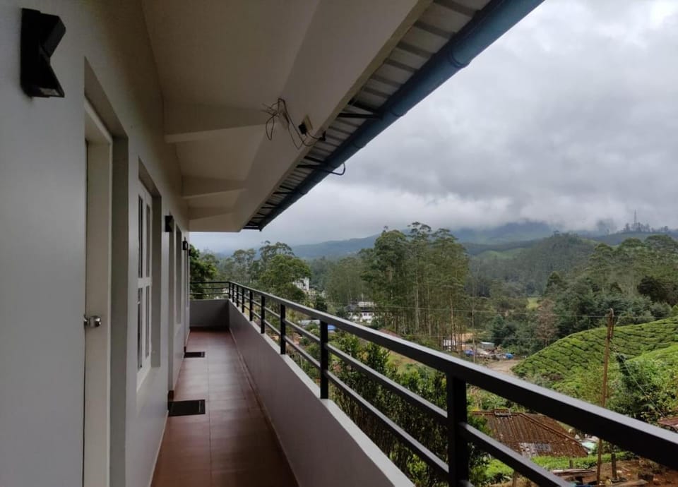 Day, Natural landscape, View (from property/room), Balcony/Terrace, Mountain view