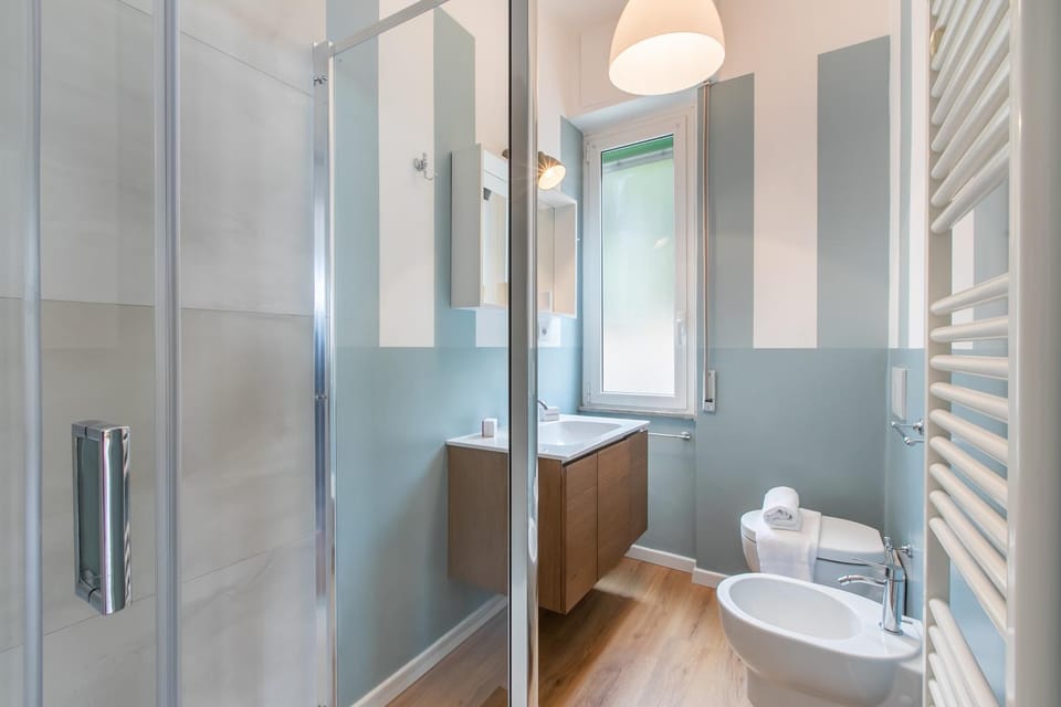Shower, Bathroom