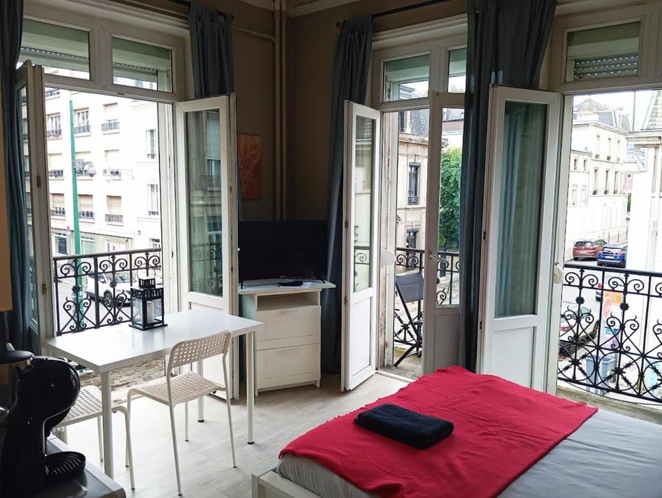 511 Studio 1er étage plein centre Apartment in Reims