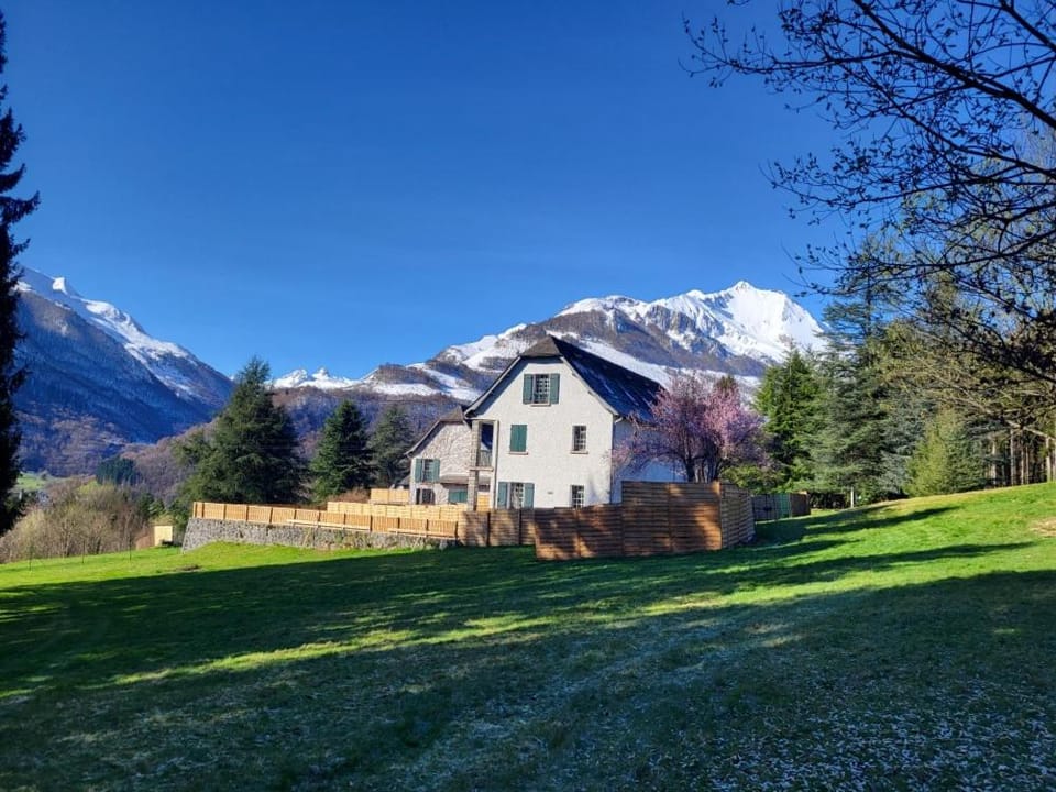 Les gîtes du soulor LE SOUM avec bain nordique et sauna à 2 minutes du centre d'arrens marsous Apartment in Arrens-Marsous
