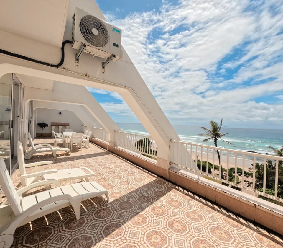 Fleetwood On Sea - Beach Front Accommodation in uMhlanga, Durban Apartment in Umhlanga