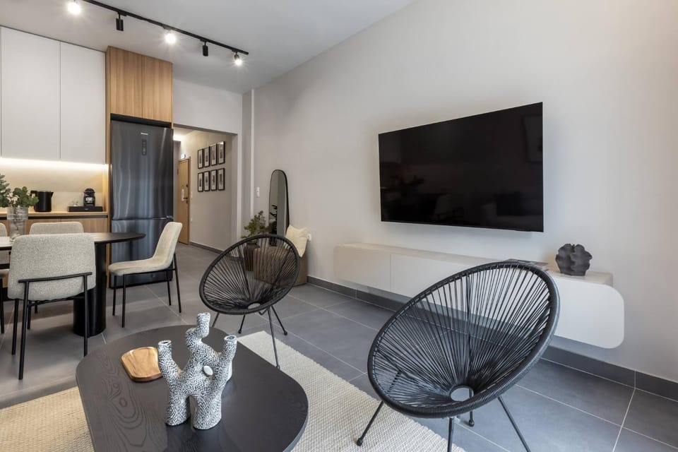 Communal lounge/ TV room, Living room