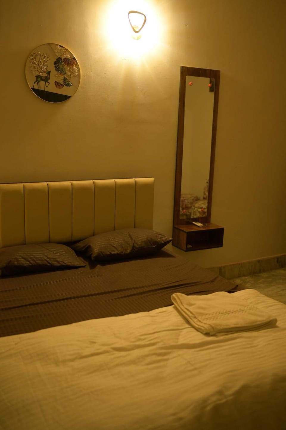 6bhk Duplex Luxury Villa for Party, Events, Family Villa in India