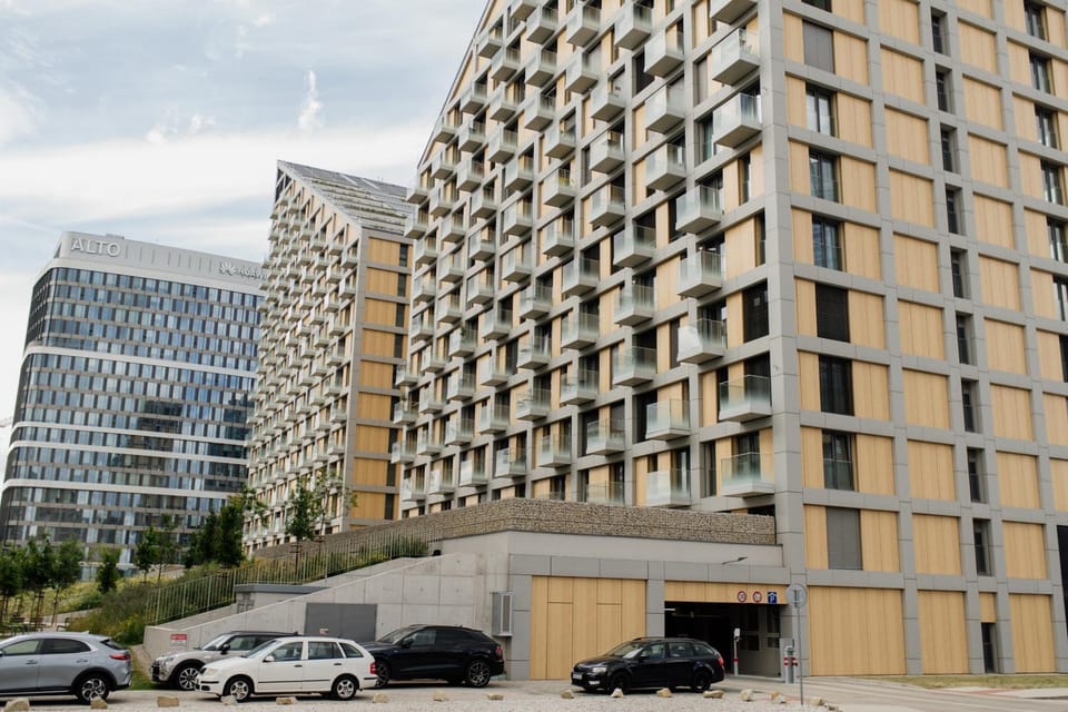 Stylish Apartment Near City Center with Parking Apartment in Bratislava