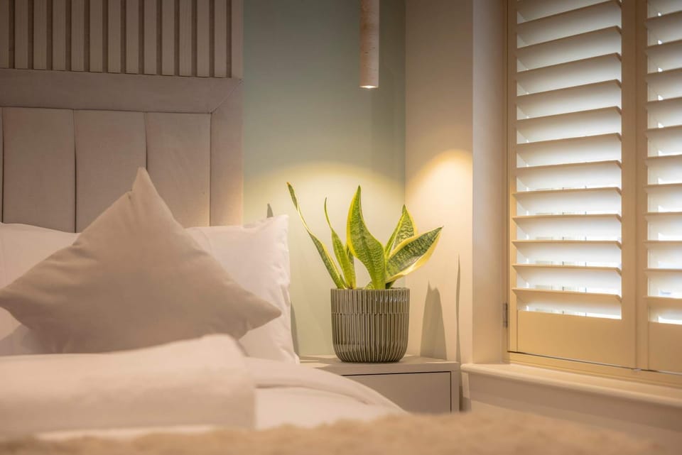 Deluxe Studio 13 at The Orange Door Apartment in City of Westminster