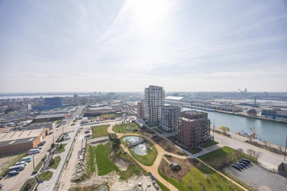 LECOMTE - Central Park with swimming pool and fitness 162 Apartment in Ostend