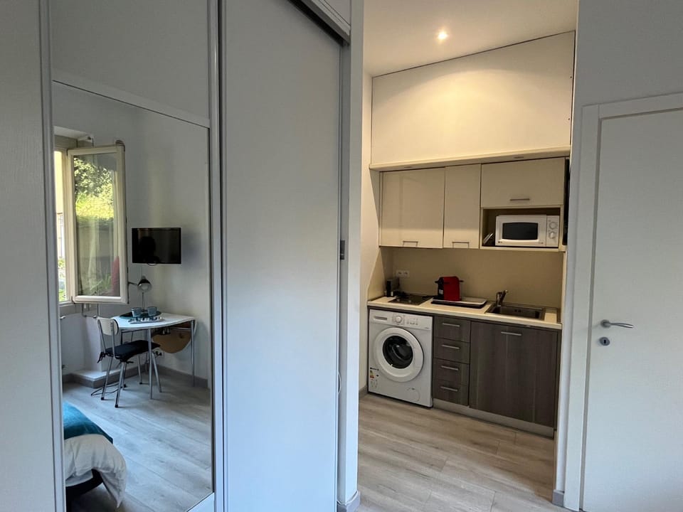 Studio de charme dans un Ancien Palace Apartment in Menton