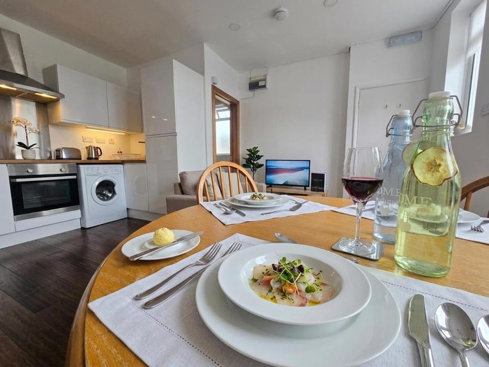 HM Coast Guest Newhaven Apartment in Lewes District