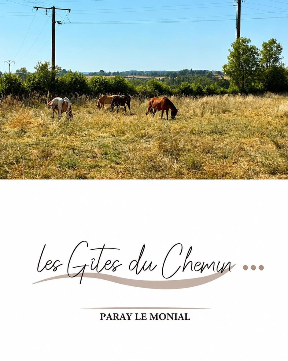 Les Gîtes du Chemin - La Colombière Bed and Breakfast in Paray-le-Monial