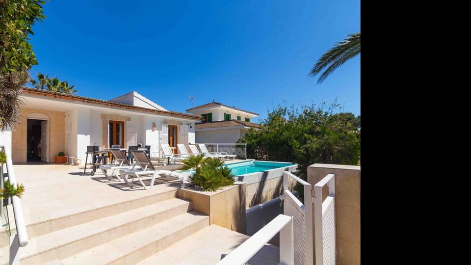 Can Villalonga House in Can Picafort